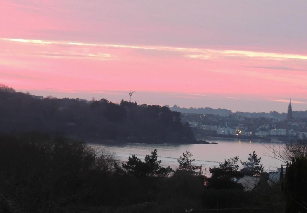 Les Terrasses Du Ris Bed and Breakfast Douarnenez Exteriör bild