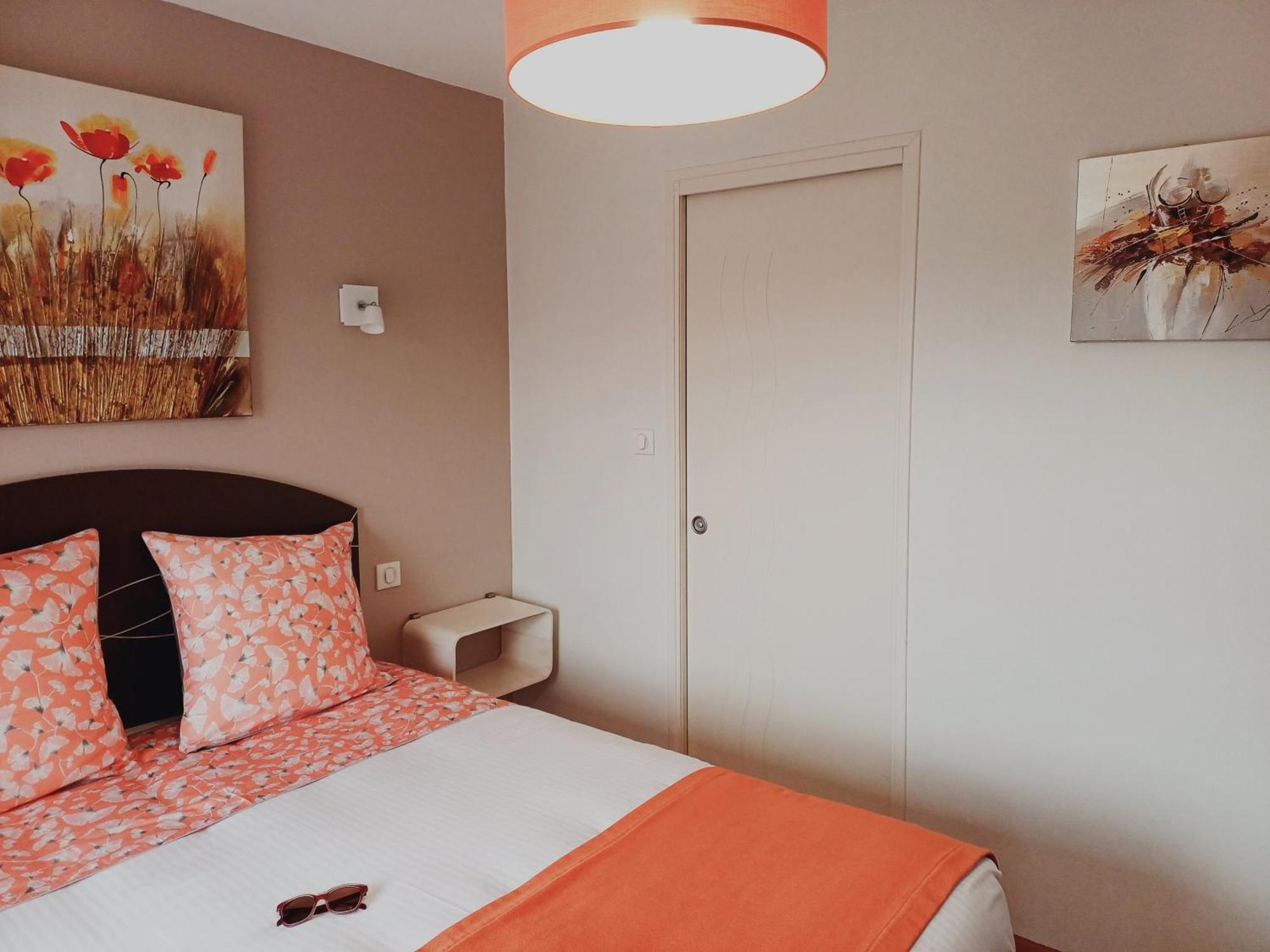 Les Terrasses Du Ris Bed and Breakfast Douarnenez Exteriör bild