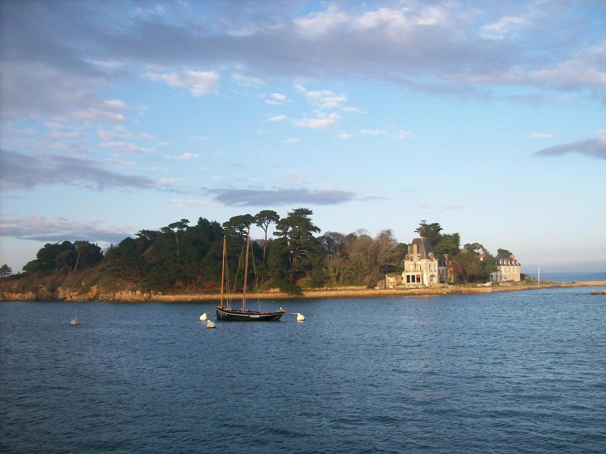 Les Terrasses Du Ris Bed and Breakfast Douarnenez Exteriör bild